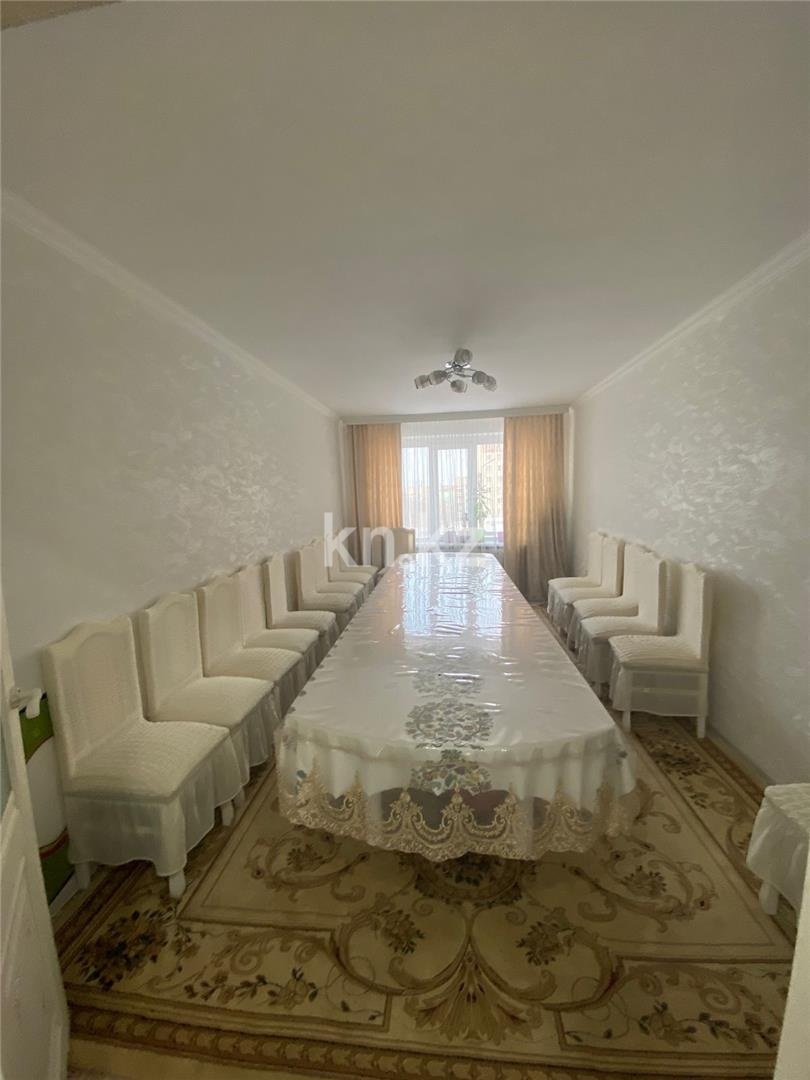 Продажа 4-комнатной квартиры, 110 м², мкр-н 8 в Темиртау - фото 4