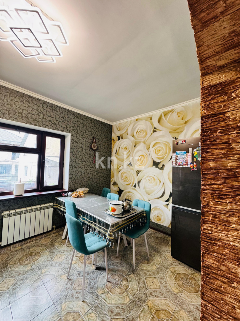 Продажа 6-комнатного дома, 200 м², Курмангазы, дом  17 - Продажа домов, коттеджей в Алматинской области фото 13 из 22