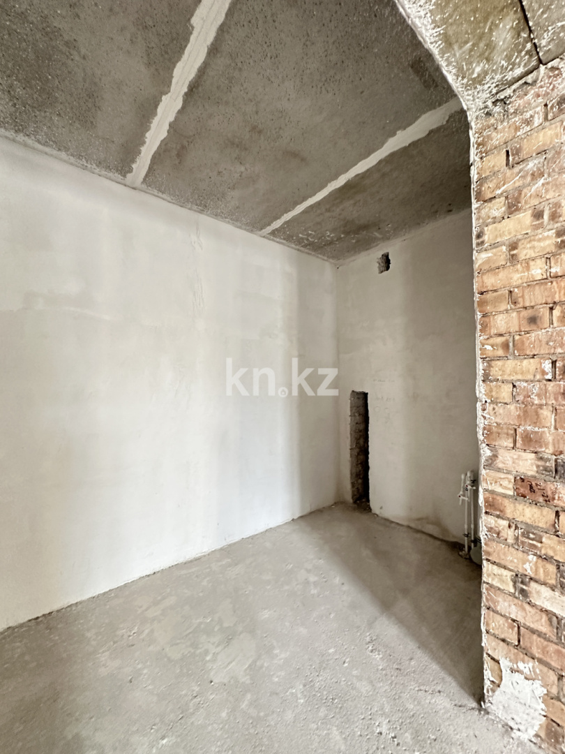 Продажа , 100.2 м², мкр-н Степной-2, дом  18/2 - Продажа офисных и торговых помещений в Караганде фото 10 из 16