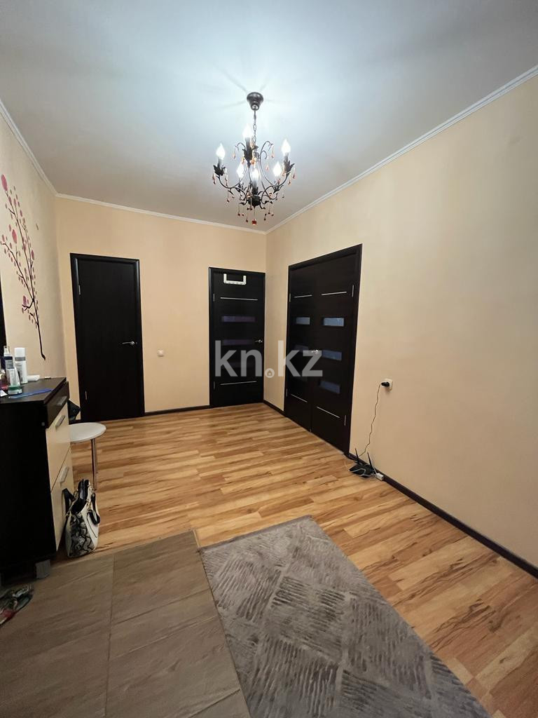 Продажа 2-комнатной квартиры, 65 м², пр. Шахтеров - Продажа  двухкомнатных квартир в Караганде фото 8 из 14