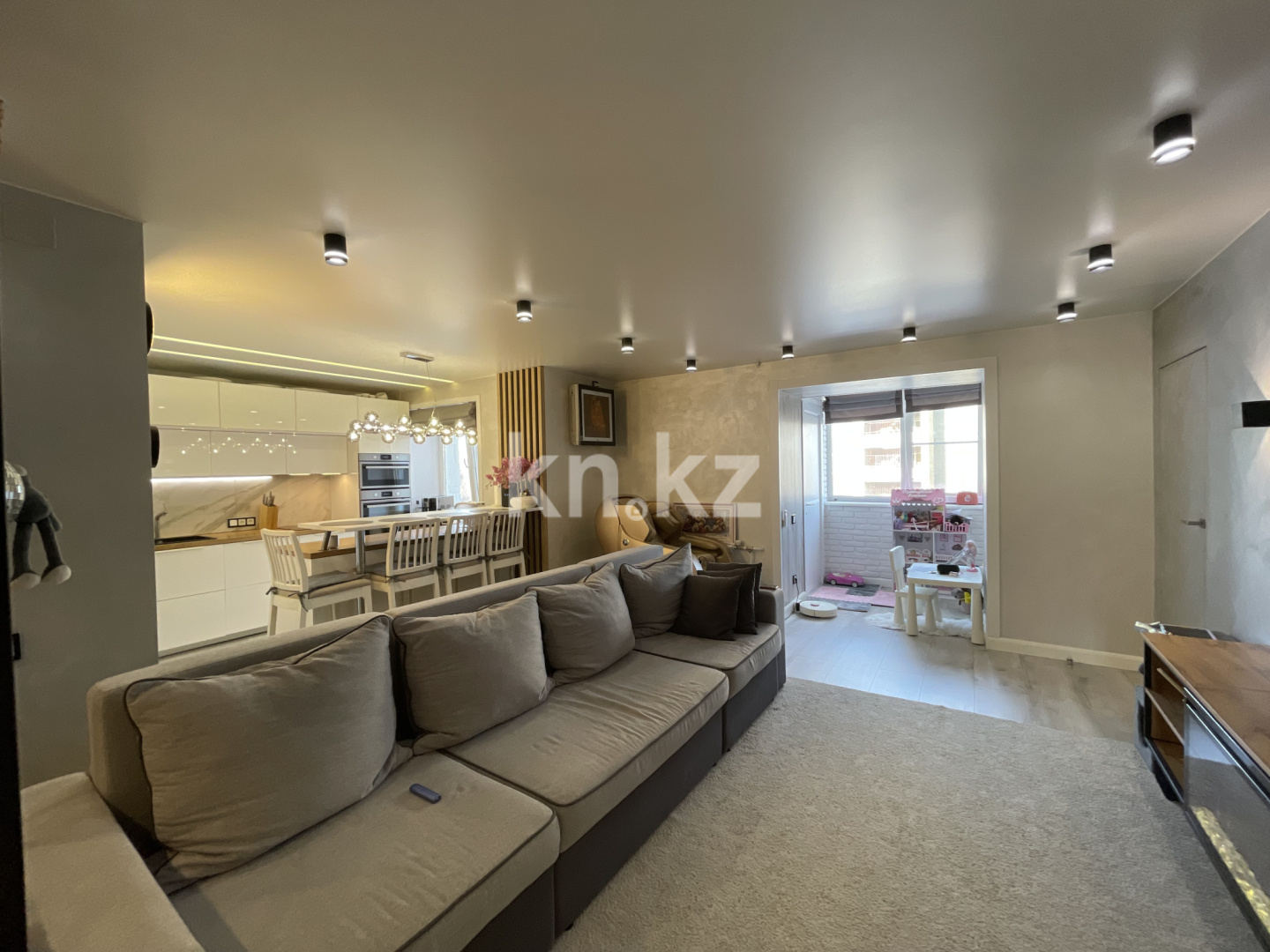 Продажа 3-комнатной квартиры, 80 м² - Недвижимость в Усть-Каменогорске фото 2 из 20