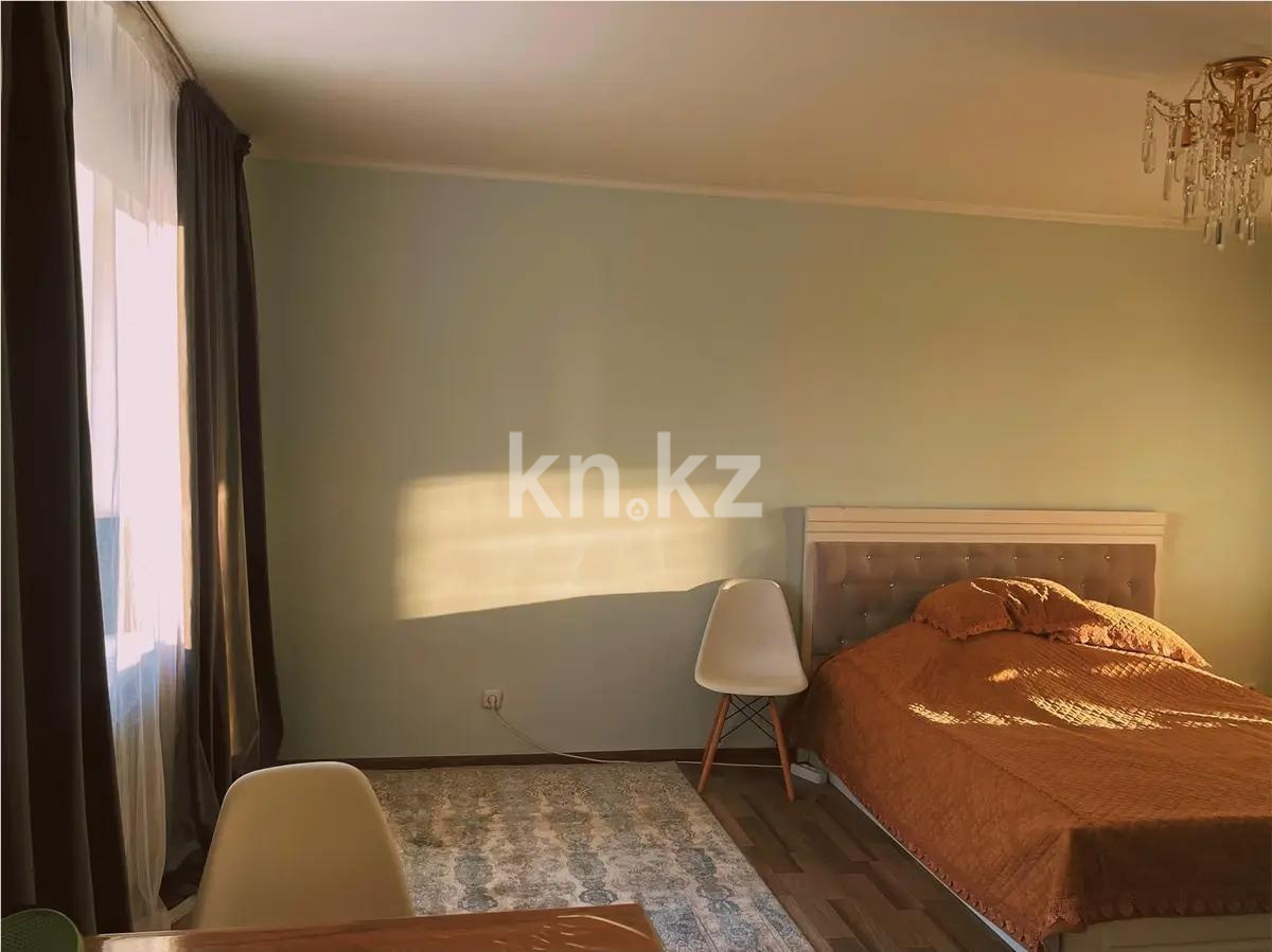 Продажа 1-комнатной квартиры, 35 м², ул. Ашимова, дом  24 - Продажа квартир в Караганде без посредников с фото фото 1 из 4