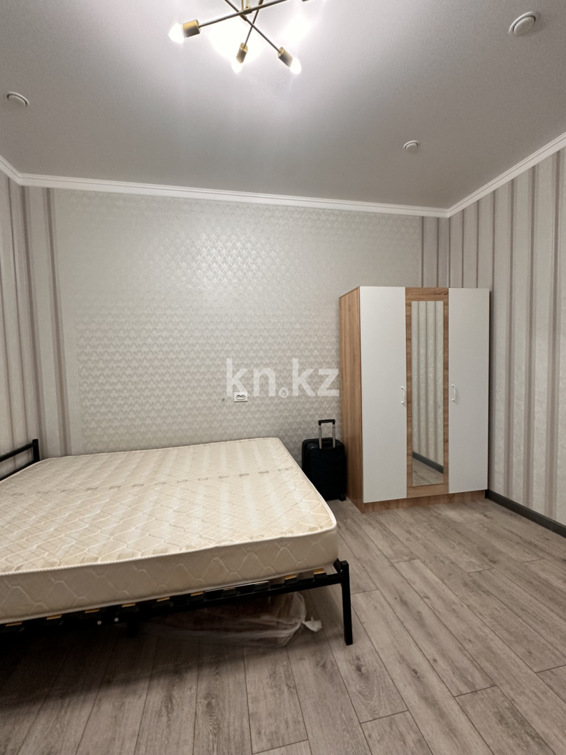 Продажа 2-комнатной квартиры, 66 м², ул. Ашимова, дом  21 в Караганде - фото 5