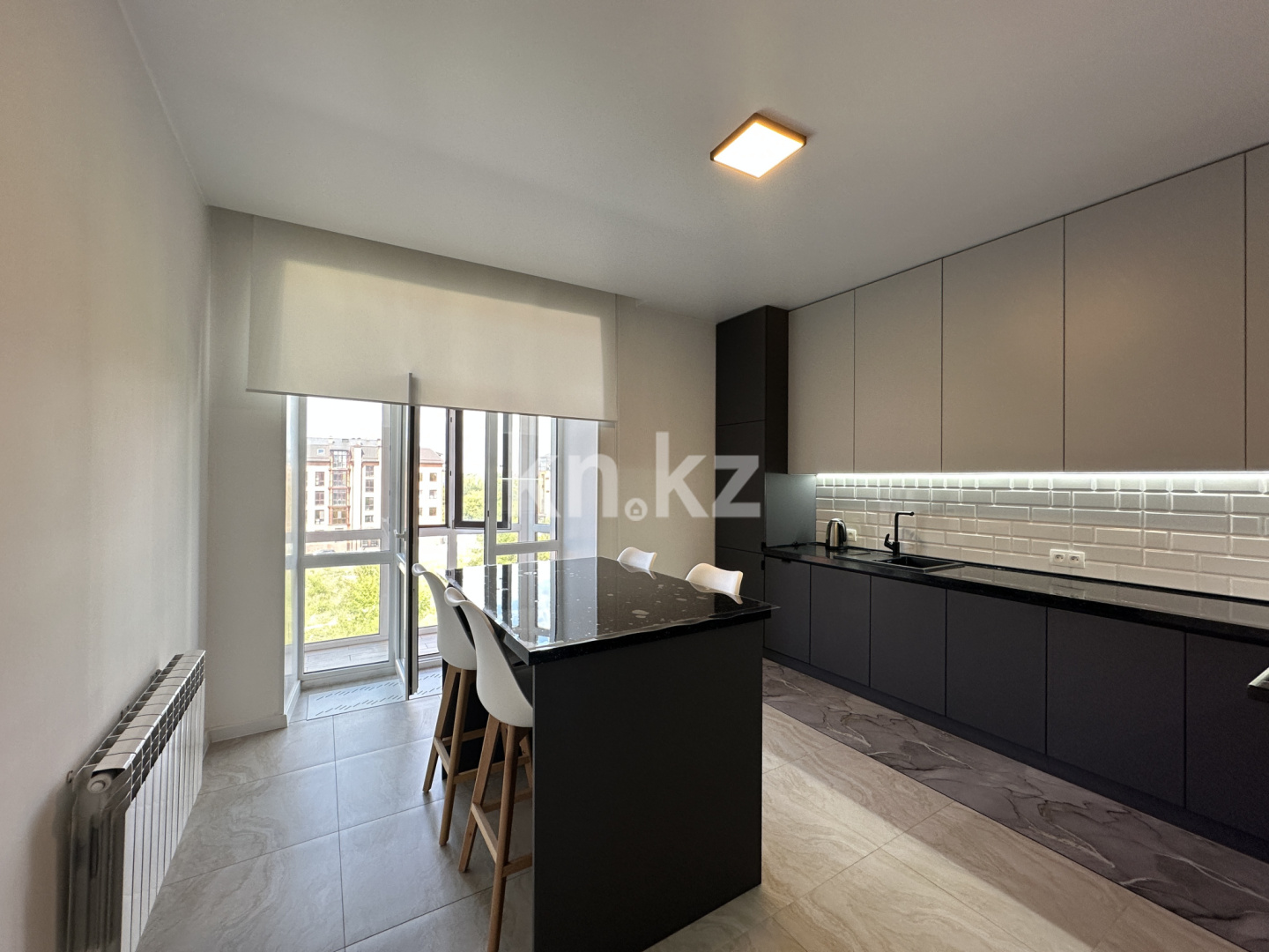 Продажа 4-комнатной квартиры, 198 м², ул. Ботаническая, дом  12/12 в Караганде - фото 25