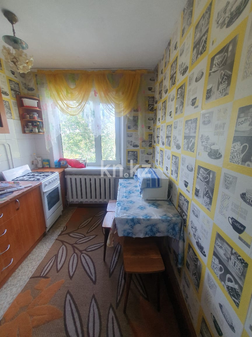 Продажа 3-комнатной квартиры, 49 м² - Продажа трехкомнатных квартир в Караганде - страница 2 фото 11 из 11
