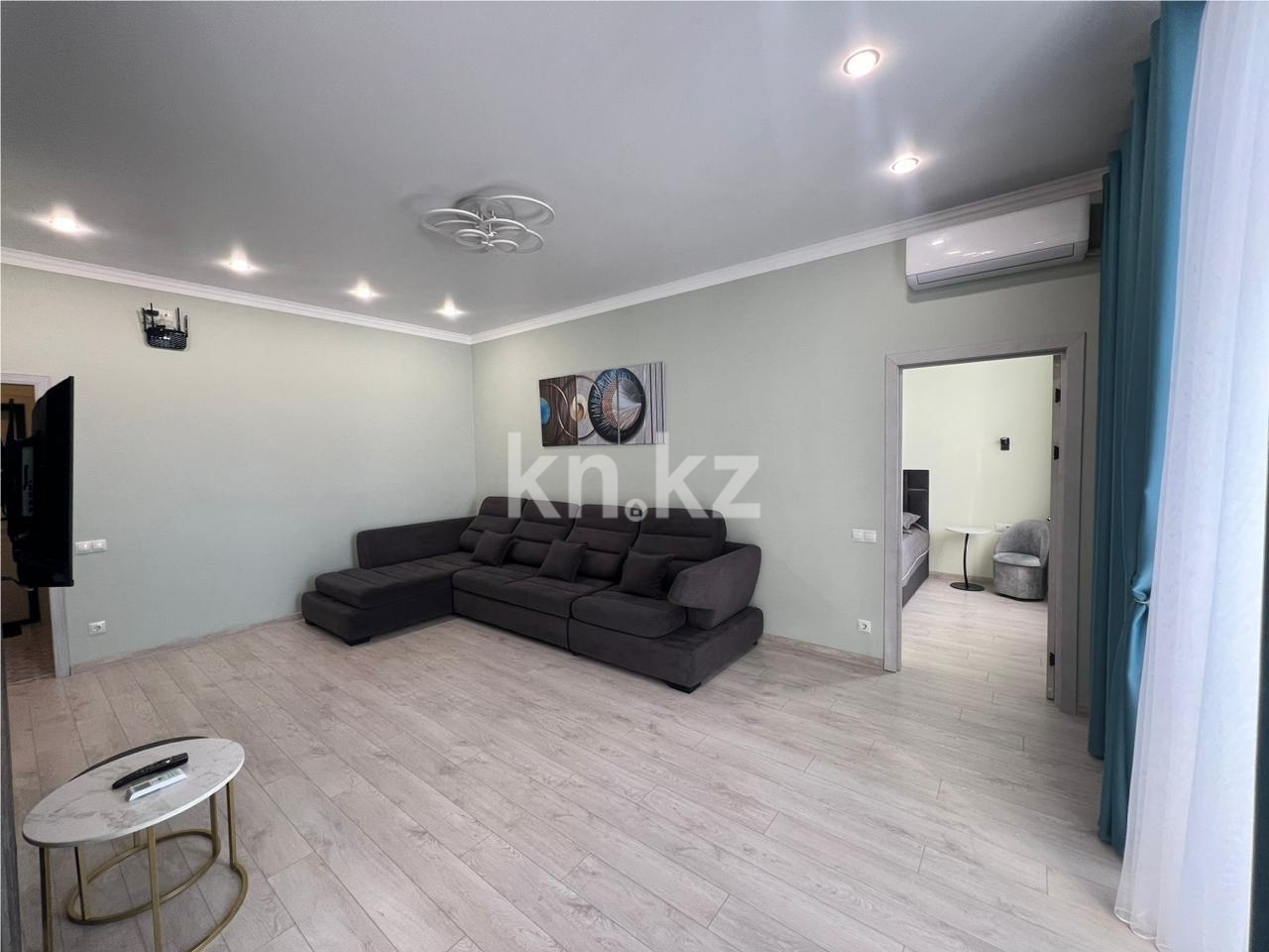 Продажа 2-комнатной квартиры, 63 м², мкр-н Степной-3, дом  1/10 - Продажа квартир в Караганде фото 2 из 17