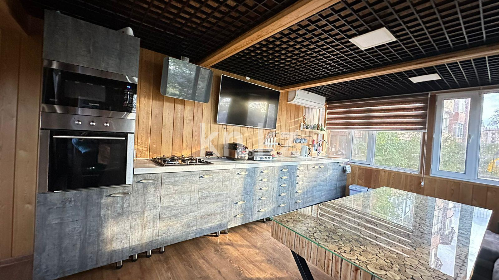 Продажа 5-комнатной квартиры, 160 м², мкр. Алтын Арка - Продажа квартир в Казахстане фото 16 из 18