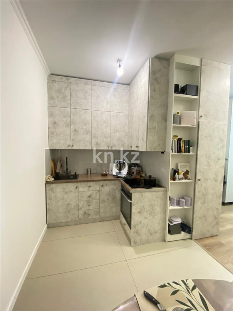 Продажа 2-комнатной квартиры, 64 м², ул. Туркестан в Астане - фото 4