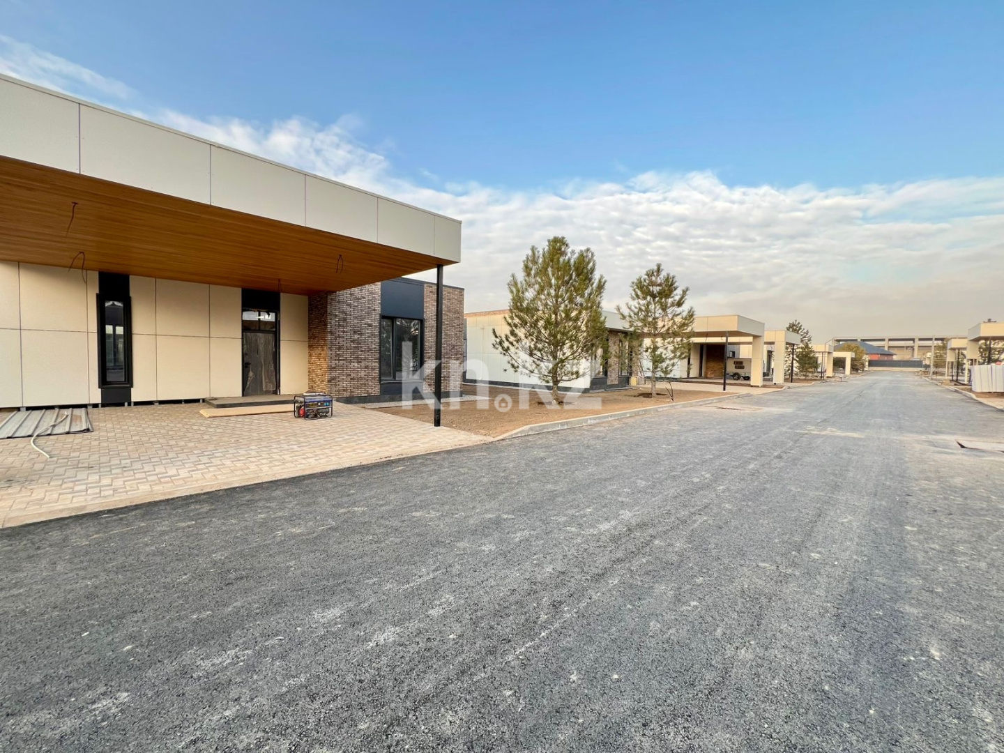 Продажа 3-комнатного дома, 201 м², ул. Новостройка - Продажа квартир в Алматы фото 15 из 19