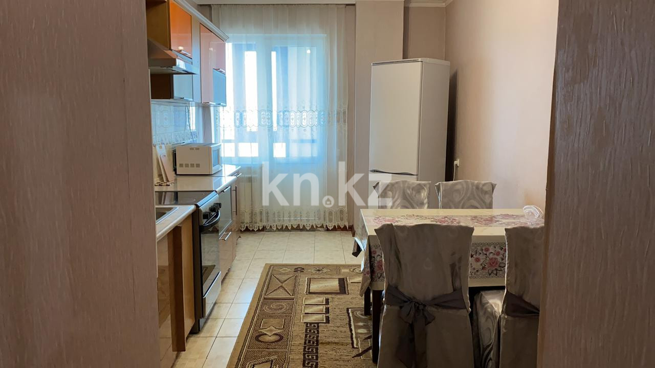 Аренда 2-комнатной квартиры посуточно, 80 м², пр. Богенбай батыра, дом  56 - Республики в Астане - фото 3