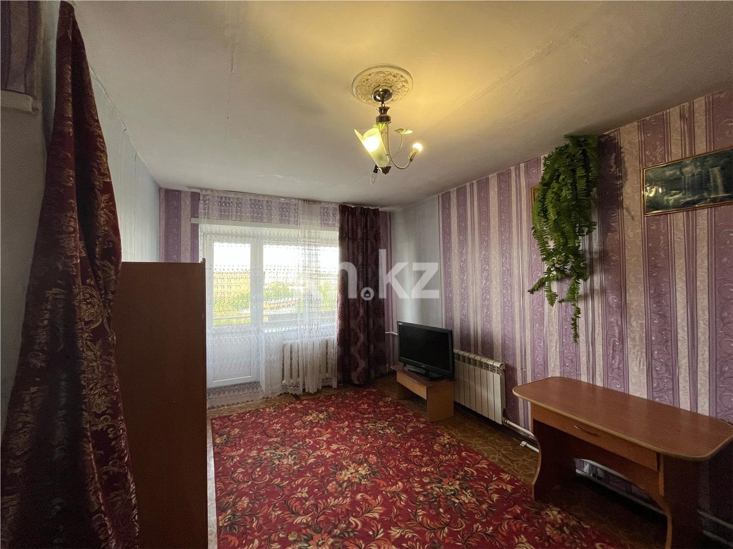 Продажа 1-комнатной квартиры, 30 м², ул. Бирюзова, дом  13 - Продажа  однокомнатных квартир в Караганде с фото фото 1 из 8