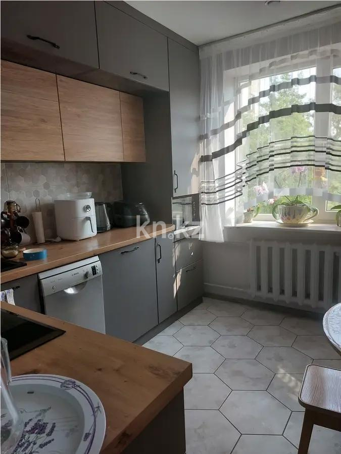 Продажа 4-комнатной квартиры, 80 м², мкр-н Степной-1, дом  7/46 - Продажа  четырехкомнатных квартир в Караганде фото 4 из 6