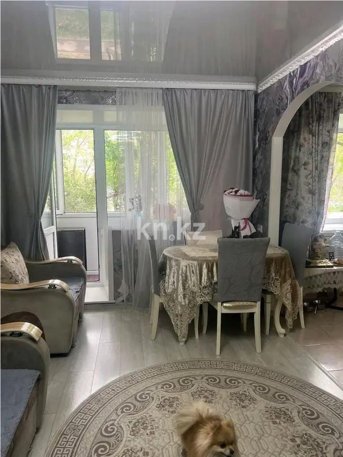 Продажа 2-комнатной квартиры, 44 м², мкр-н 22, дом  32 - Продажа  двухкомнатных квартир в Караганде без посредников фото 1 из 4