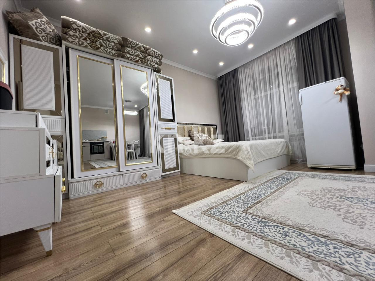 Продажа 1-комнатной квартиры, 42 м², 067 учетный квартал - Продажа  однокомнатных квартир в Караганде с фото фото 1 из 15