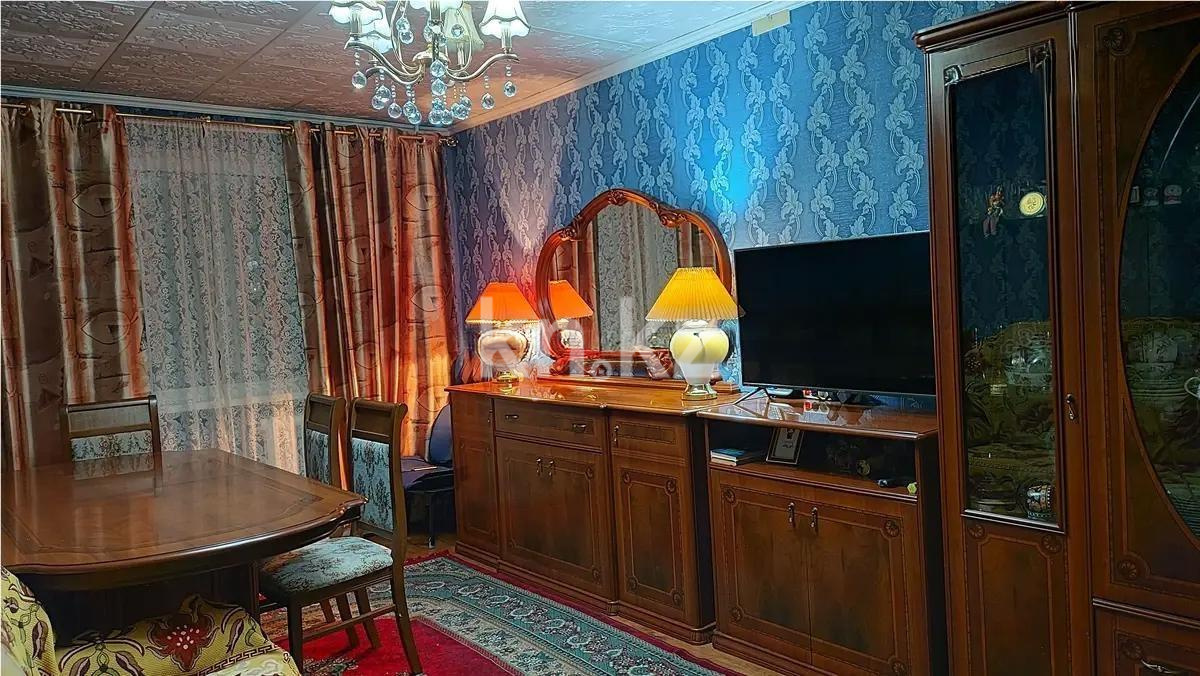 Продажа 2-комнатной квартиры, 44 м², мкр-н 14, дом  2 - Продажа квартир в Караганде с фото фото 1 из 2
