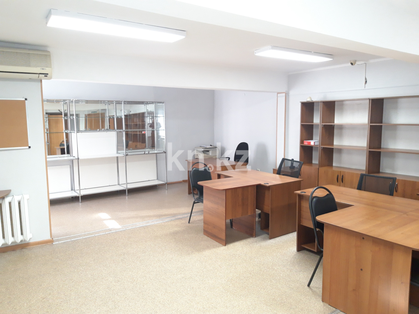 Продажа , 60 м², пр. Женис, дом  49/1 - ул. Маскеу - Продажа офисных и торговых помещений в Астане с фото фото 3 из 17