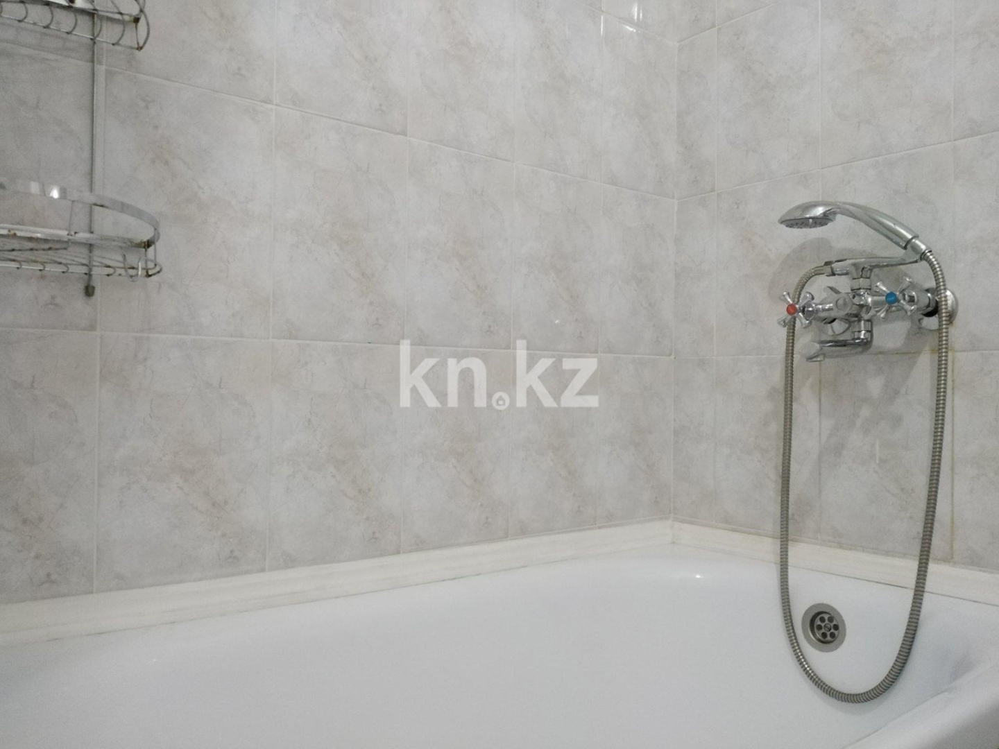 Аренда 2-комнатной квартиры посуточно, 58 м², мкр-н 4, дом  58 - Продажа и аренда недвижимости в Актау фото 14 из 16