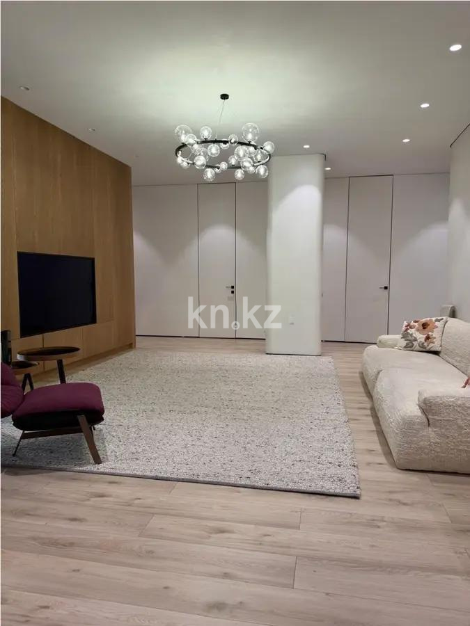 Продажа 4-комнатной квартиры, 165 м², мкр-н Самал-3, дом  25 - Продажа  четырехкомнатных квартир в Алматы без посредников фото 1 из 5