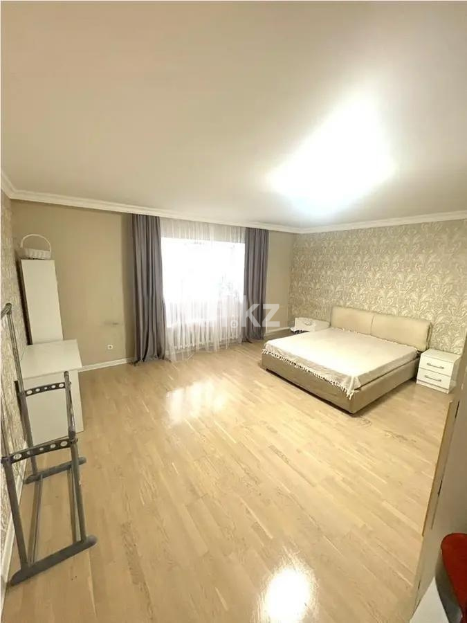 Продажа 6-комнатной квартиры, 260 м² - Продажа пятикомнатных и более квартир в Астане фото 1 из 4