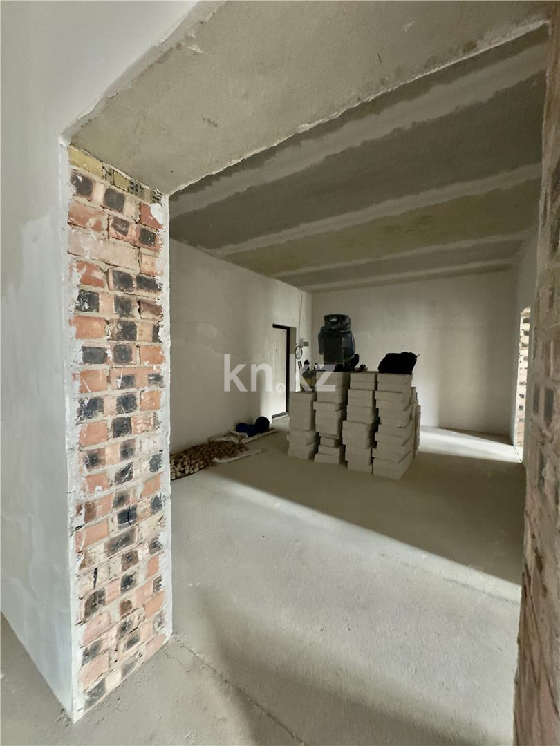 Продажа 3-комнатной квартиры, 87 м², ул. Жанибекова, дом  53 - Продажа  трехкомнатных квартир в Караганде фото 15 из 20