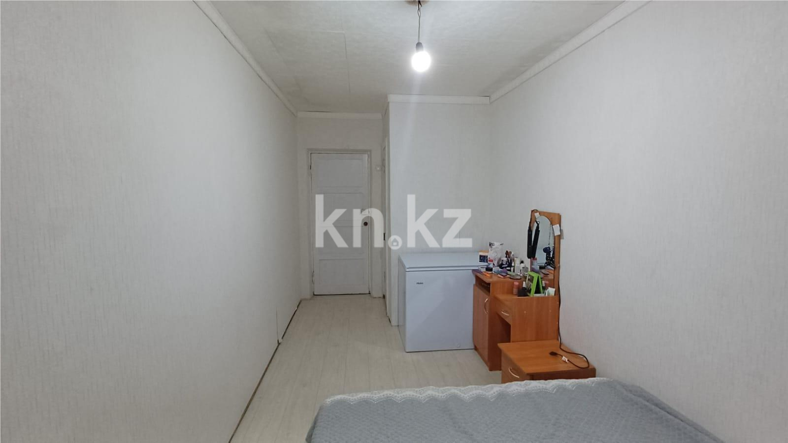 Продажа 3-комнатной квартиры, 55 м², мкр-н 13 - Продажа  трехкомнатных квартир в Караганде фото 6 из 12