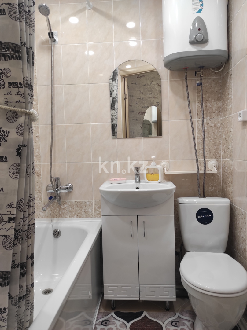 Аренда 1-комнатной квартиры посуточно, 42 м², 1 мая, дом  383/1 - Продажа и аренда недвижимости в Павлодаре фото 1 из 5