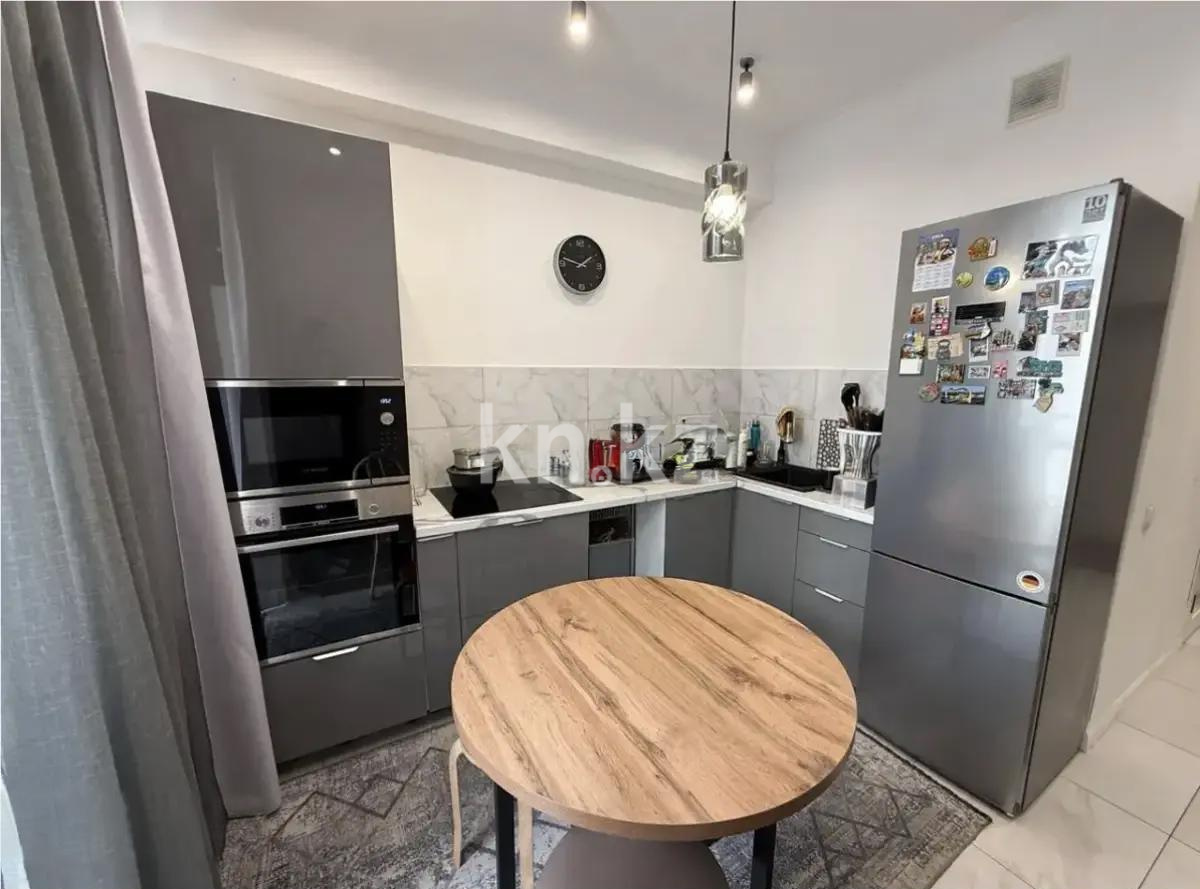 Продажа 2-комнатной квартиры, 62 м² в Алматы - фото 3