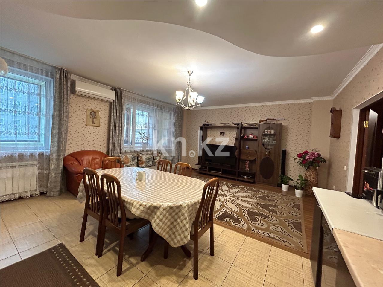 Продажа 4-комнатной квартиры, 156.6 м², ул. Кенесары - Продажа  четырехкомнатных квартир в Астане фото 2 из 17