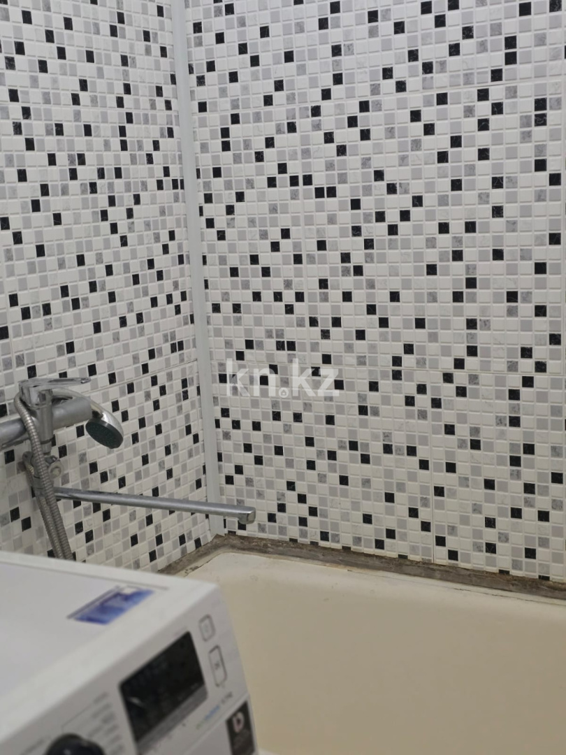 Продажа 3-комнатной квартиры, 58.9 м² - Продажа жилой и коммерческой недвижимости в Усть-Каменогорске фото 8 из 8