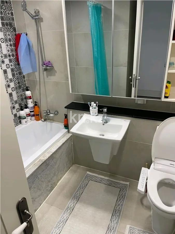 Продажа 3-комнатной квартиры, 72.6 м², ул. Нажимеденова, дом  4 в Астане - фото 5