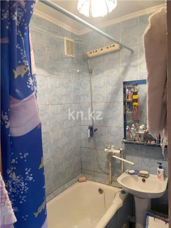 Продажа 3-комнатной квартиры, 62 м², мкр-н Айнабулак-3, дом  104 в Алматы - фото 4