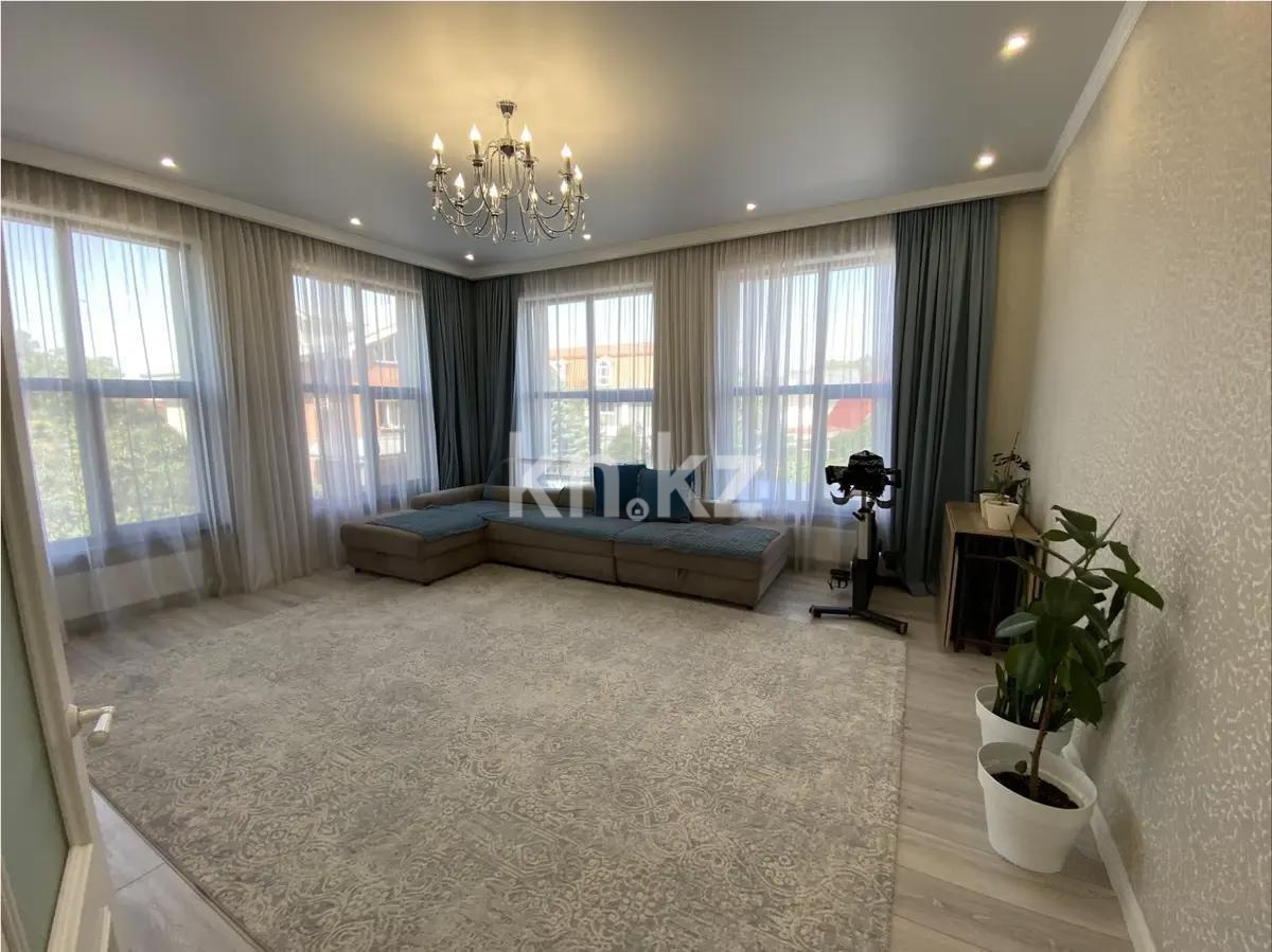 Продажа 4-комнатной квартиры, 135 м² - Продажа четырехкомнатных квартир в Алматы - страница 3 фото 1 из 8