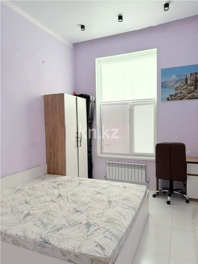 Продажа 2-комнатной квартиры, 70 м² - Продажа двухкомнатных квартир в блочном доме в Казахстане - страница 3 фото 1 из 4