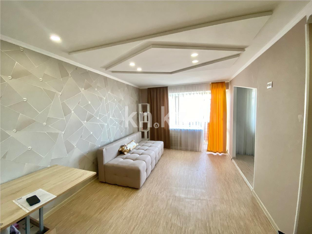 Продажа 1-комнатной квартиры, 35 м², ул. Гапеева - Продажа квартир в Караганде фото 1 из 9