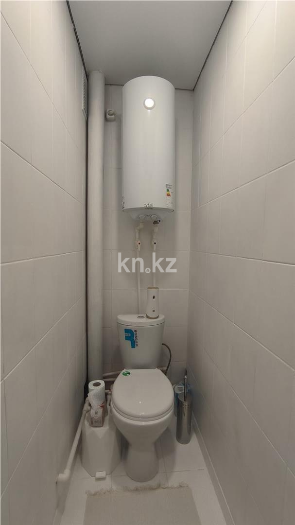 Продажа 2-комнатной квартиры, 47 м², ул. Гапеева в Караганде - фото 11