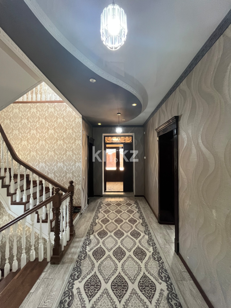 Продажа 7-комнатного дома, 300 м² - Продажа недвижимости в Шымкенте фото 9 из 27