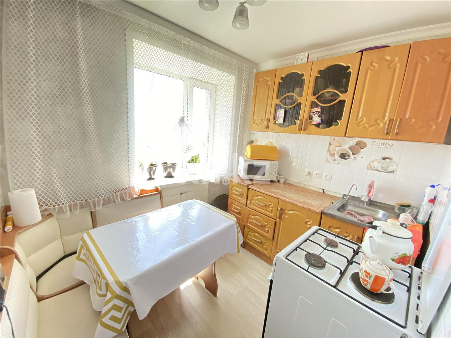 Продажа 4-комнатной квартиры, 62 м², мкр-н 21 - Продажа  четырехкомнатных квартир в Караганде фото 10 из 17