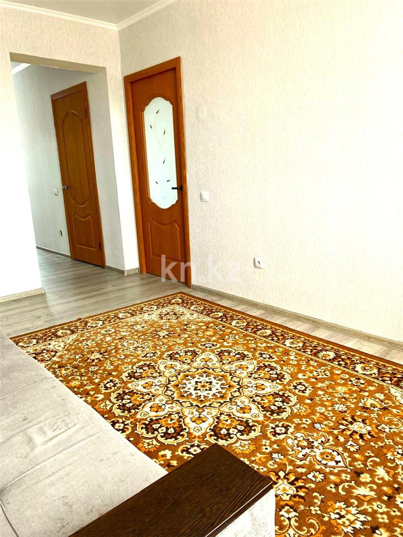 Продажа 3-комнатной квартиры, 65 м², ул. Стахановская, дом  24 - Продажа квартир в Караганде фото 3 из 11