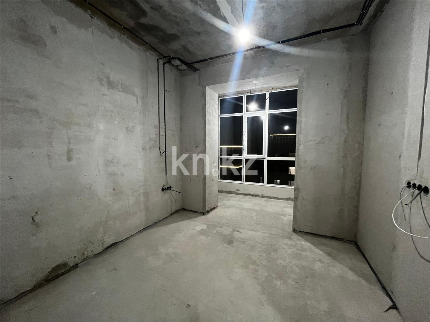 Продажа 3-комнатной квартиры, 70 м², 067 учетный квартал в Караганде - фото 4