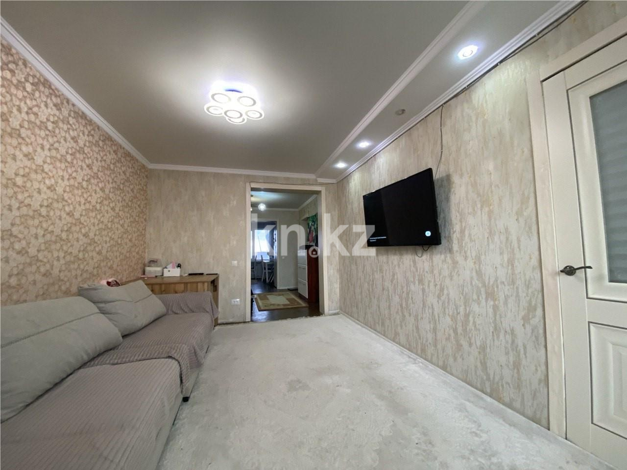 Продажа 3-комнатной квартиры, 67 м², ул. 9-й мкр. в Темиртау - фото 2