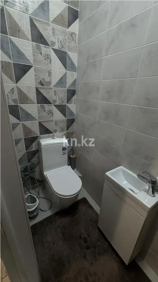 Продажа 3-комнатной квартиры, 63 м², ул. Айтеке би, дом  9 в Астане - фото 5