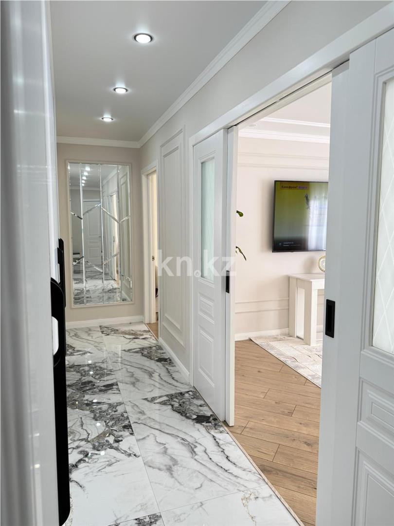 Продажа 3-комнатной квартиры, 70 м², ул. Ашимова, дом  22 в Караганде - фото 18