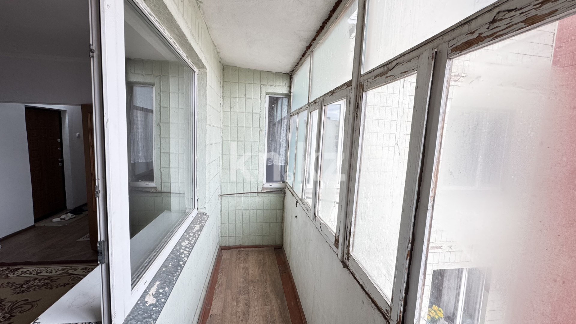 Продажа 3-комнатной квартиры, 68 м², мкр-н Голубые Пруды, дом  5/2 в Караганде - фото 5