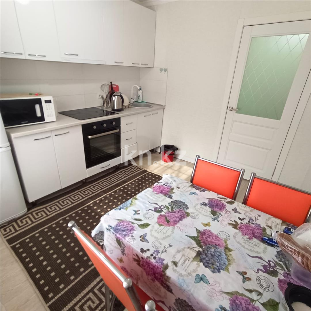 Продажа 1-комнатной квартиры, 42 м², мкр-н Степной-4, дом  17 - Продажа  однокомнатных квартир в Караганде фото 6 из 13
