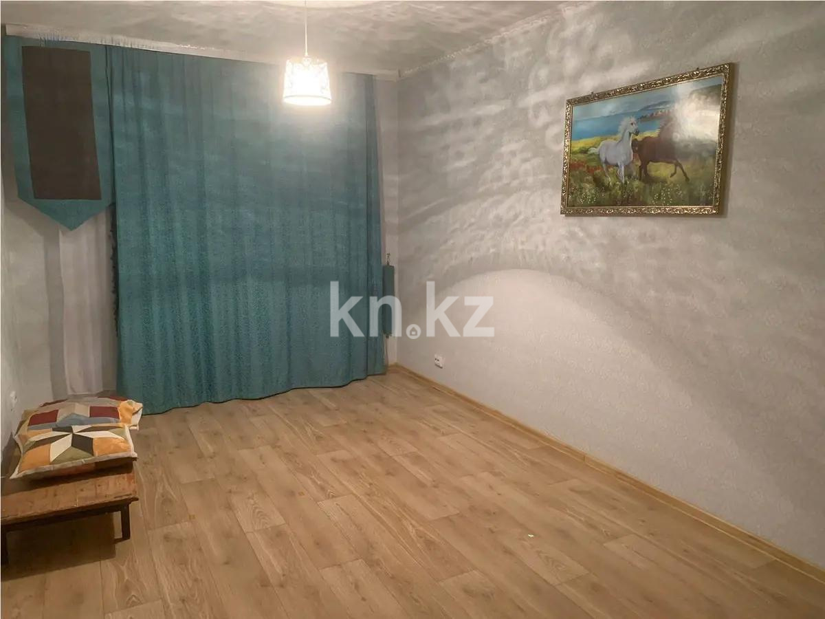 Продажа 2-комнатной квартиры, 52 м², пр. Республики, дом  1/3 в Караганде
