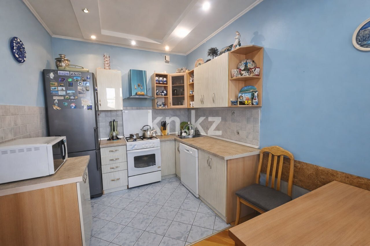 Продажа 3-комнатной квартиры, 65 м² в Алматы - фото 16