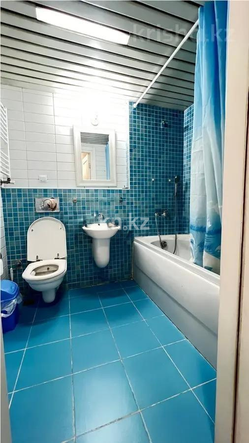 Продажа 2-комнатной квартиры, 65 м², мкр-н Аккент, дом  62 в Алматы - фото 4