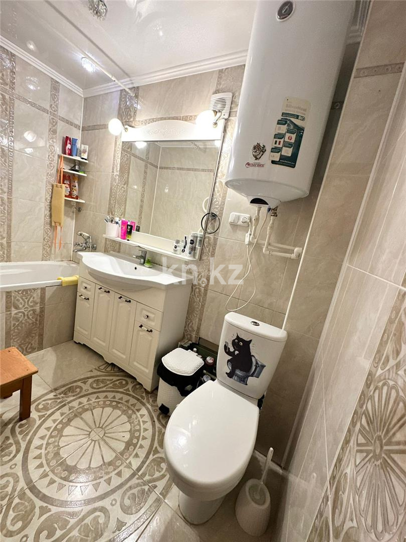 Продажа 4-комнатной квартиры, 74 м², ул. Гапеева - Продажа  четырехкомнатных квартир в Караганде фото 6 из 7