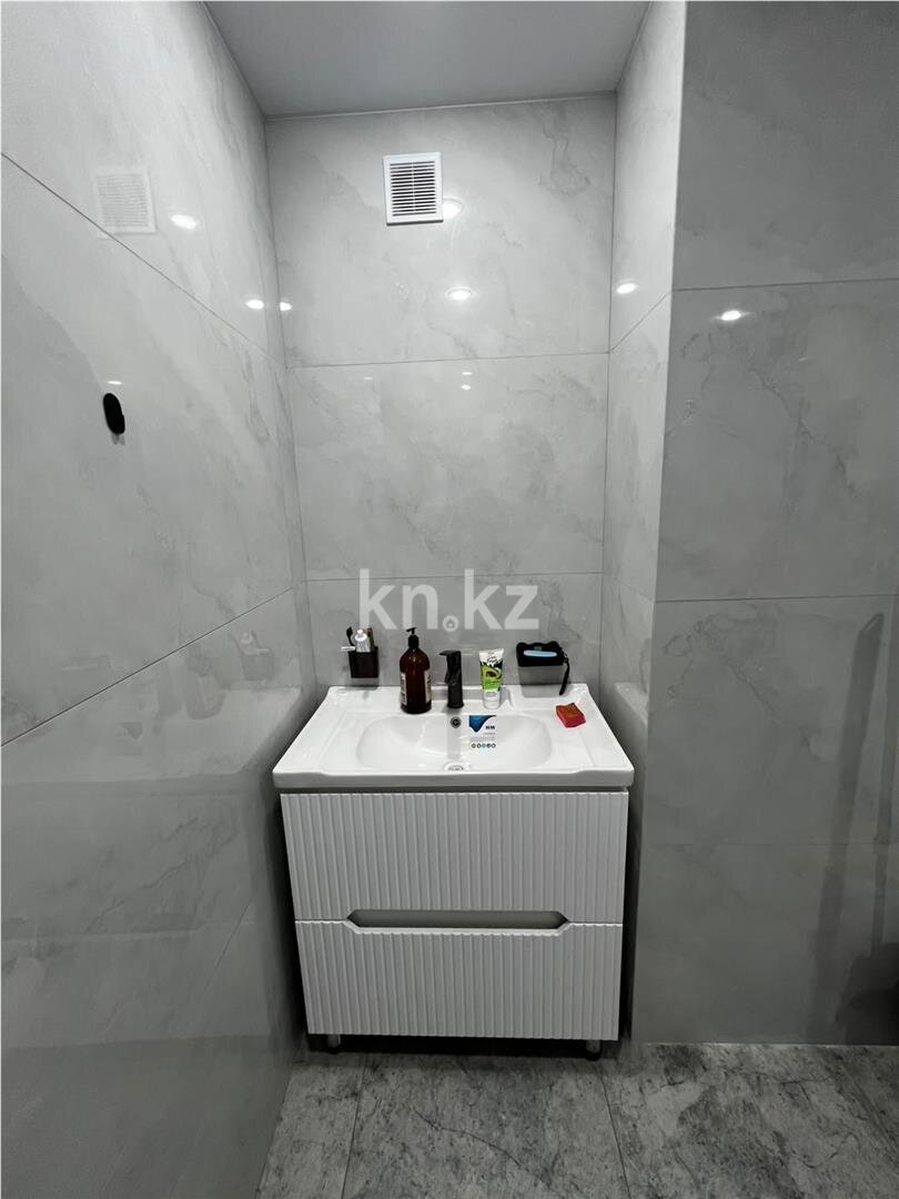 Продажа 5-комнатного дома, 187 м² в Караганде - фото 12