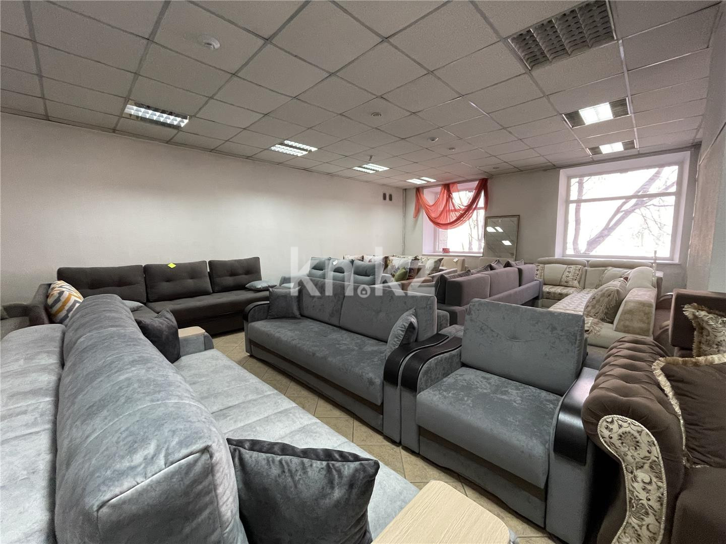 Продажа , 277.3 м², ул. Аманжолова в Караганде - фото 4